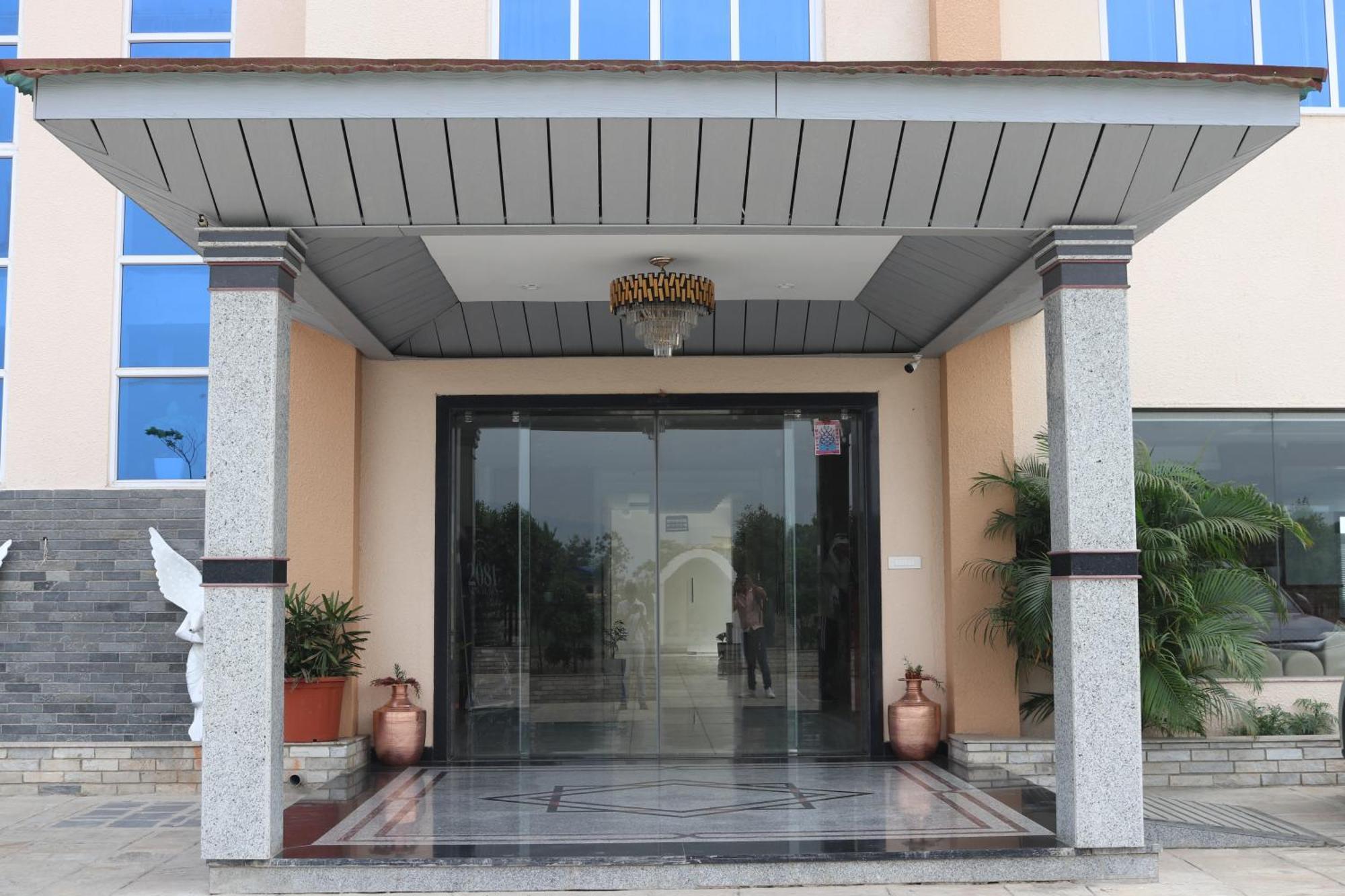 בהרטפור Galaxy Garden Resort מראה חיצוני תמונה