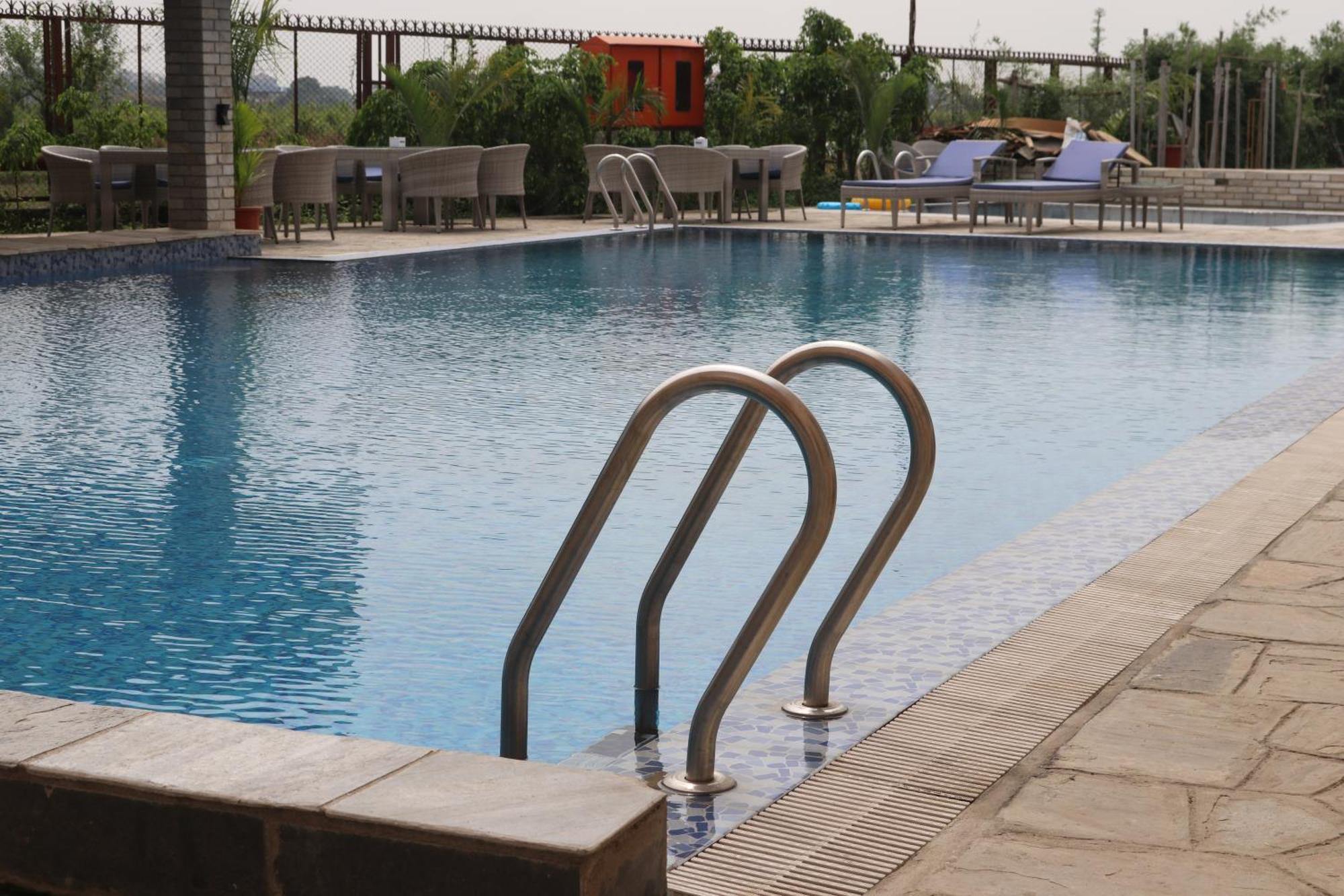 בהרטפור Galaxy Garden Resort מראה חיצוני תמונה